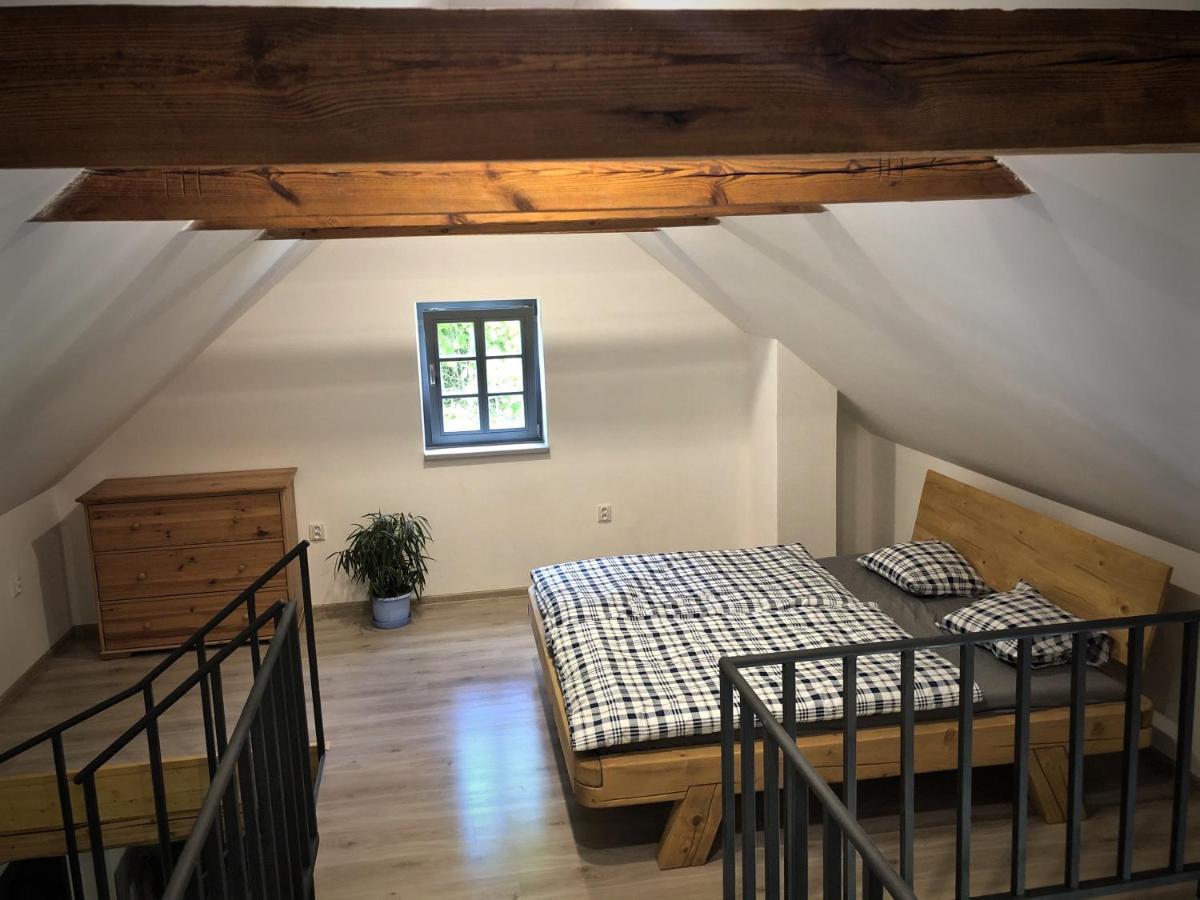 Mezonetovy Apartman S Terasou Na Samote V Lese Vlkava 外观 照片