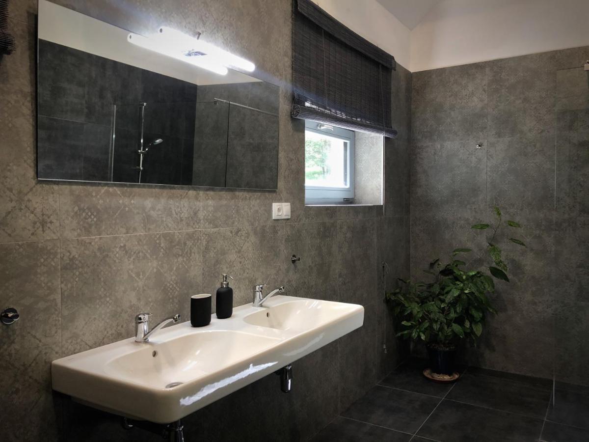 Mezonetovy Apartman S Terasou Na Samote V Lese Vlkava 外观 照片