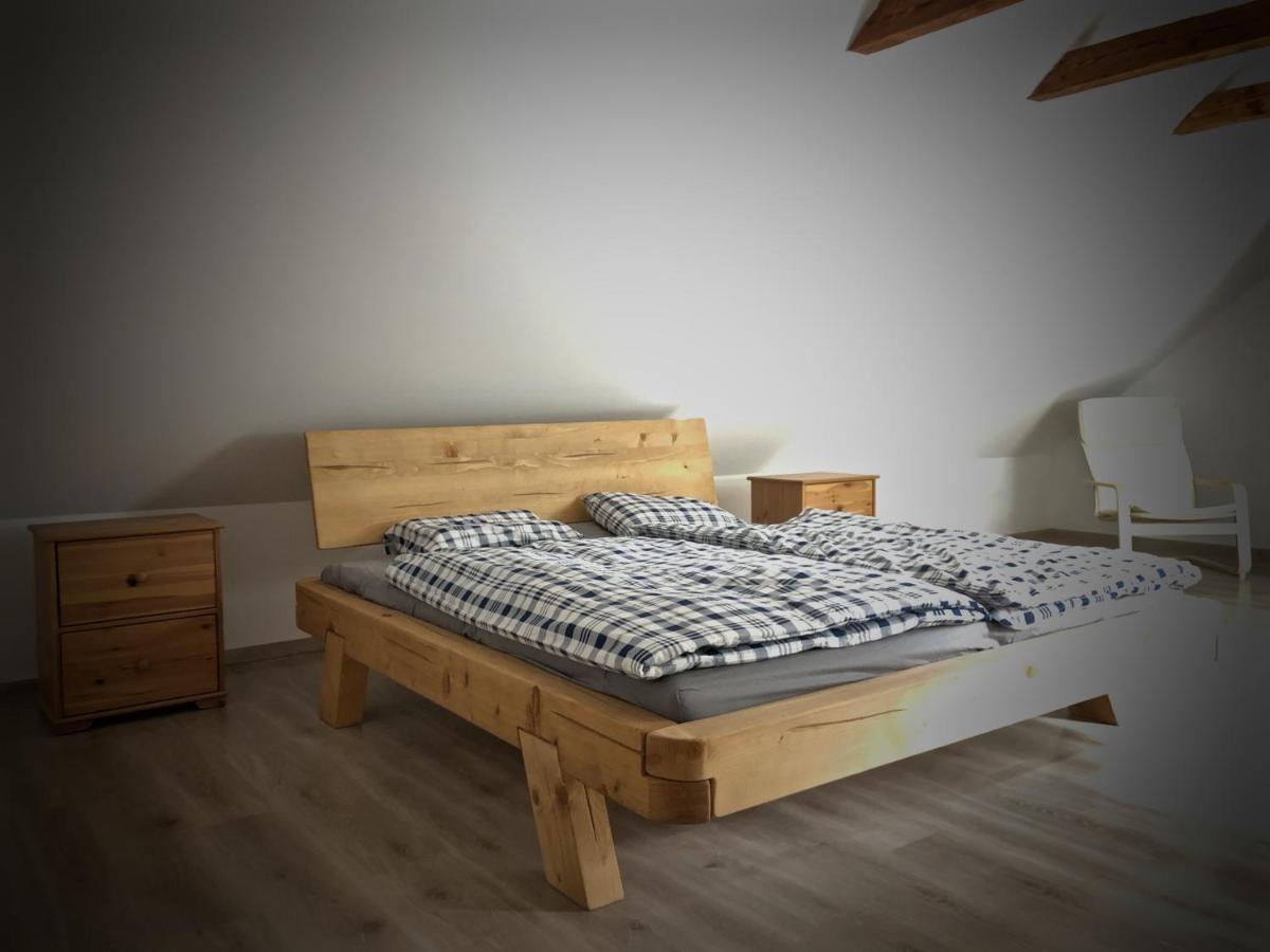 Mezonetovy Apartman S Terasou Na Samote V Lese Vlkava 外观 照片